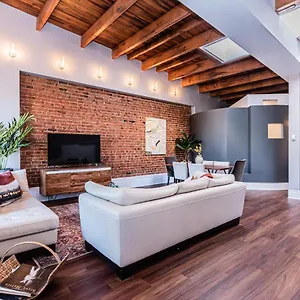  Apartment Family Friendly 3-bedroom Beauty In Le Plateau By Denstays Canada