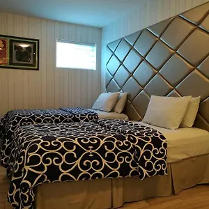  Apartment Cozy Canada