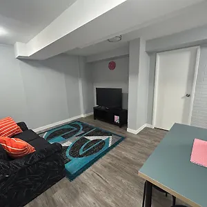  Apartment Cute Highlandpark Canada