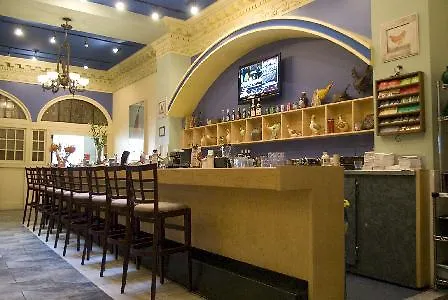 Hotel Victoria Toronto